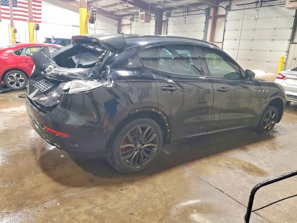 2018 MASERATI LEVANTE