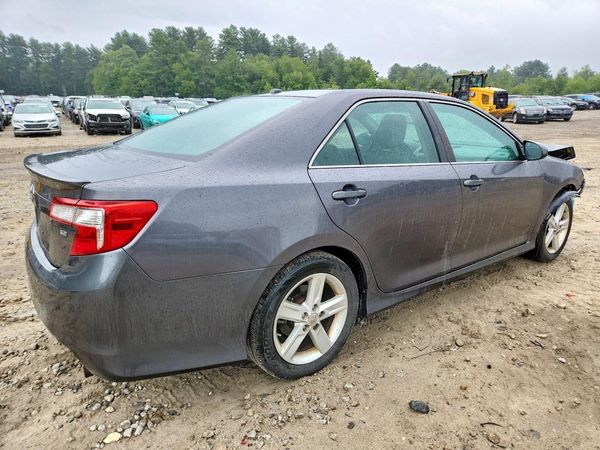 2013 TOYOTA CAMRY