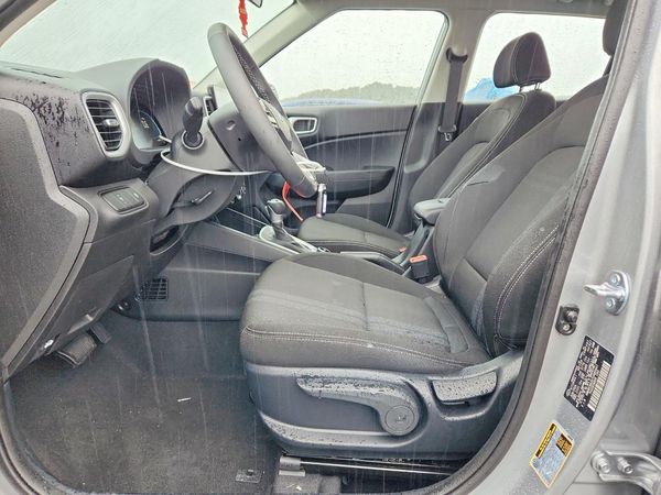 2026 HYUNDAI VENUE SEL, SEL w/ 2-Tone Roof