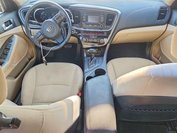 2016 KIA OPTIMA GL - Middle-low