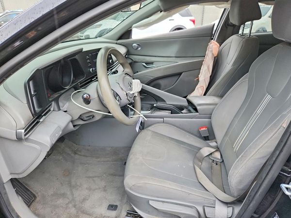 2022 HYUNDAI ELANTRA