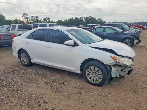 2013 TOYOTA CAMRY