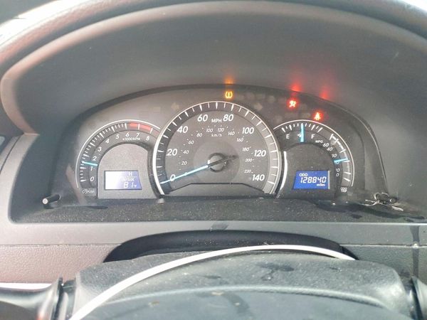 2013 TOYOTA CAMRY