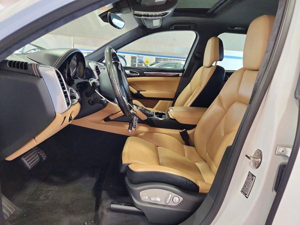 2014 PORSCHE CAYENNE Turbo