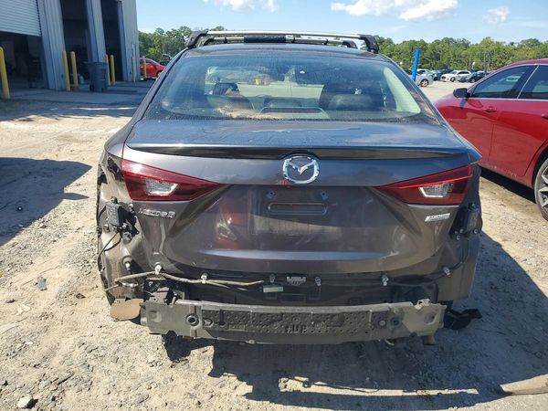 2018 MAZDA 3 Touring