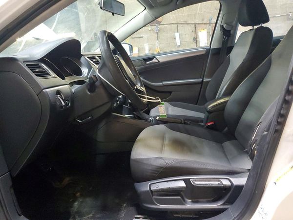 2017 VOLKSWAGEN JETTA