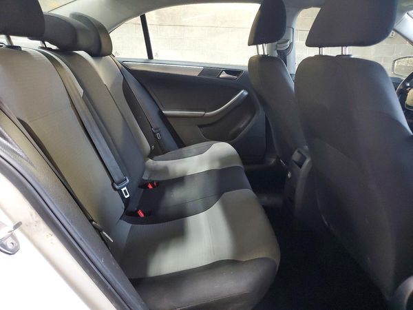 2017 VOLKSWAGEN JETTA