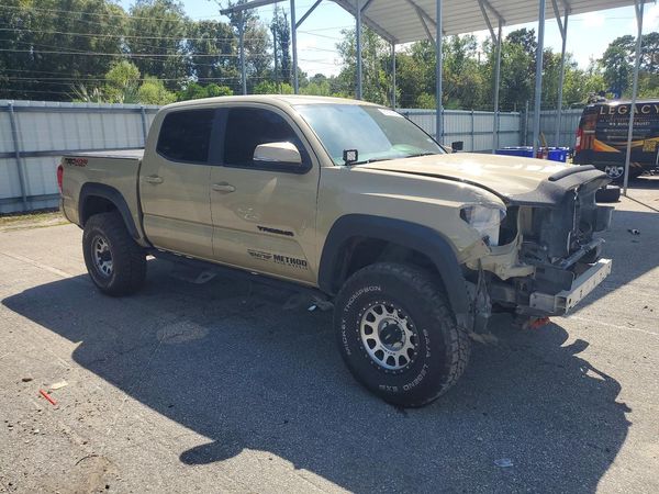 2017 TOYOTA TACOMA