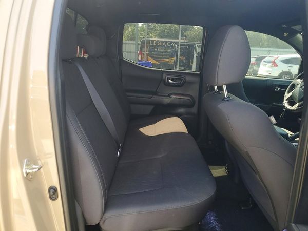 2017 TOYOTA TACOMA