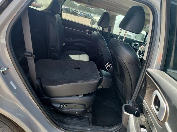 2024 KIA SORENTO