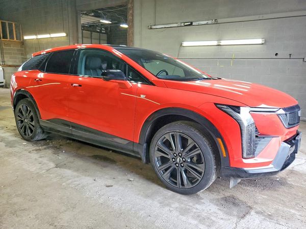 2025 CADILLAC OPTIQ