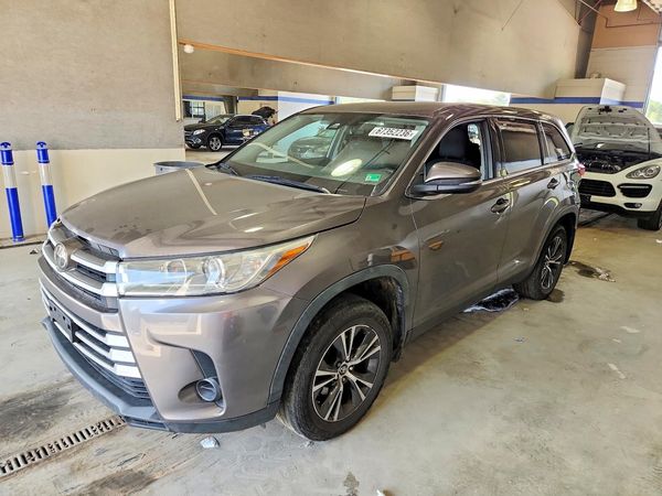 2019 TOYOTA HIGHLANDER