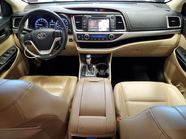 2016 TOYOTA HIGHLANDER Base/Hybrid