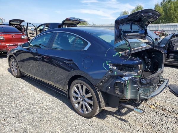 2023 MAZDA 3 Preferred Package