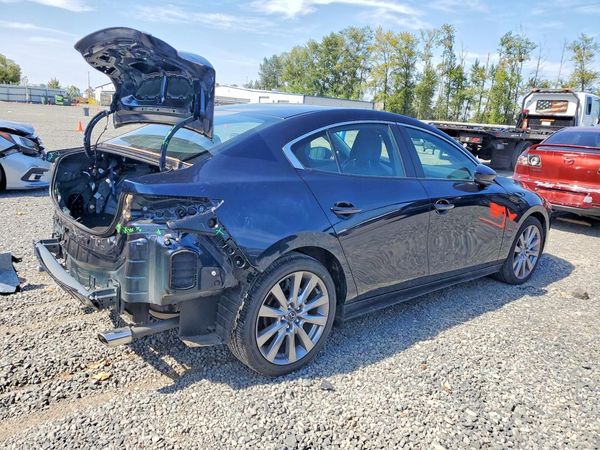 2023 MAZDA 3 Preferred Package