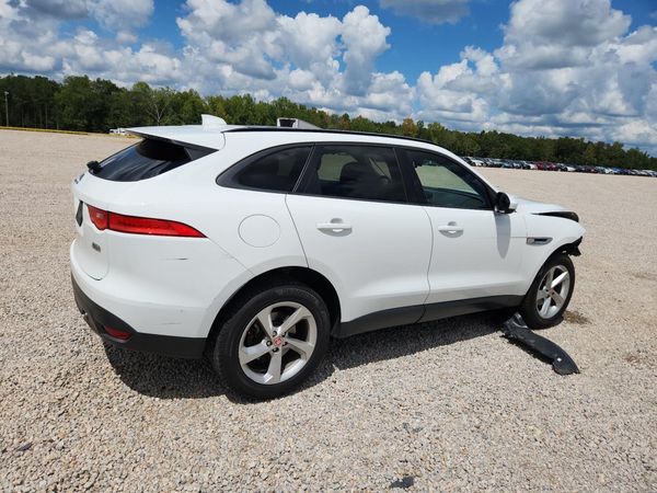 2018 JAGUAR F-PACE
