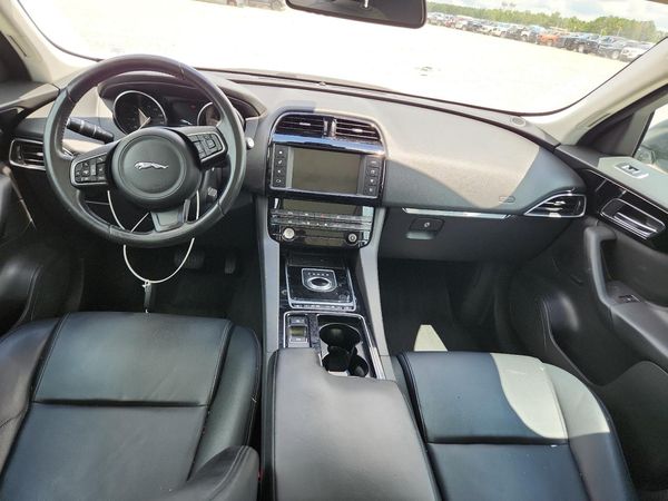 2018 JAGUAR F-PACE