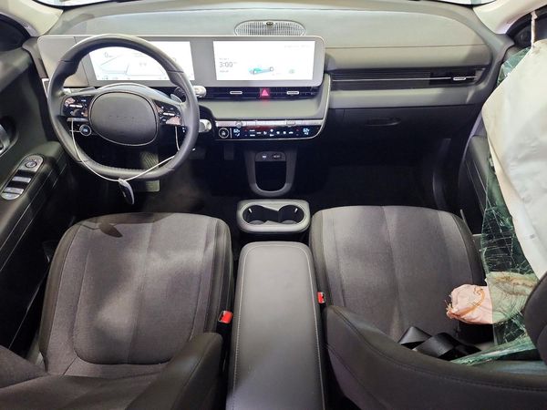 2024 HYUNDAI IONIQ SEL