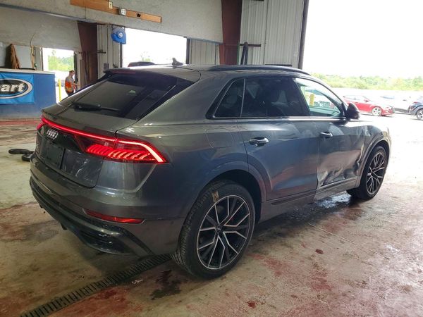2019 AUDI Q8