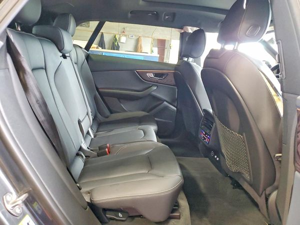 2019 AUDI Q8