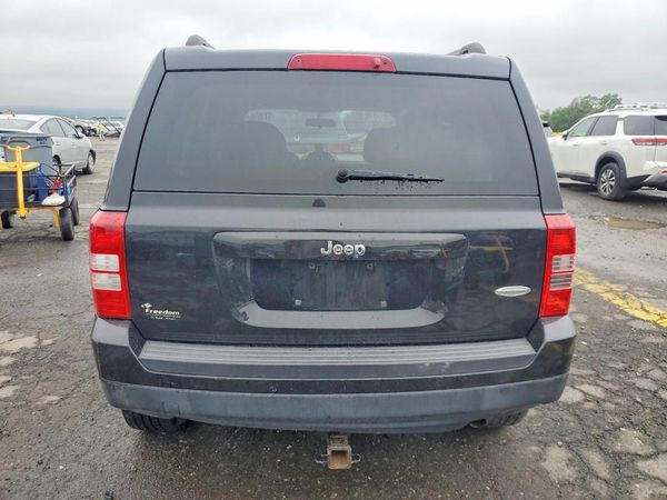 2014 JEEP PATRIOT Latitude — DIRR