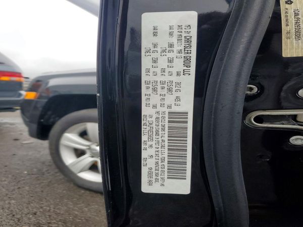 2014 JEEP PATRIOT Latitude — VINS