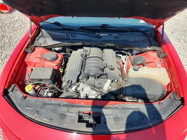 2020 DODGE CHARGER Scat Pack — Engine bay