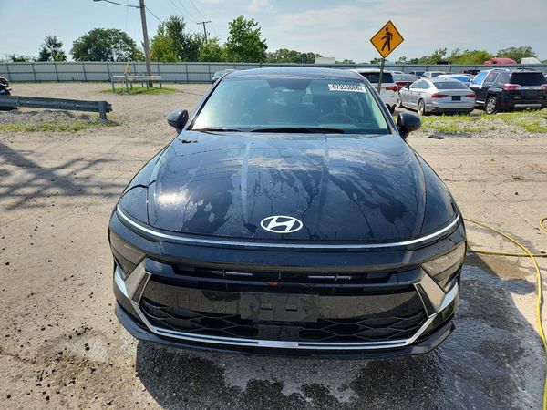 2025 HYUNDAI SONATA