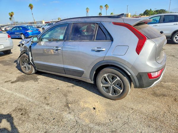 2025 KIA NIRO