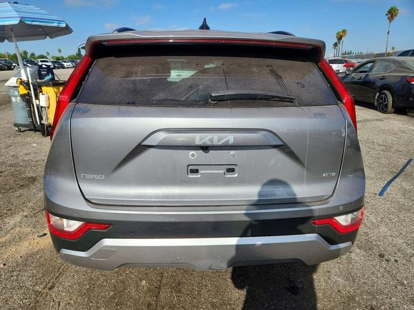 2025 KIA NIRO