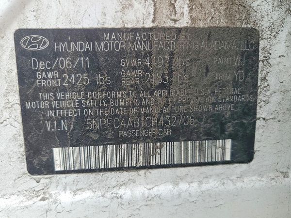2012 HYUNDAI SONATA Middle level