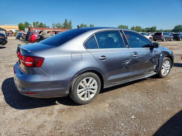 2017 VOLKSWAGEN JETTA SE