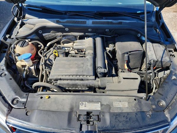 2017 VOLKSWAGEN JETTA SE