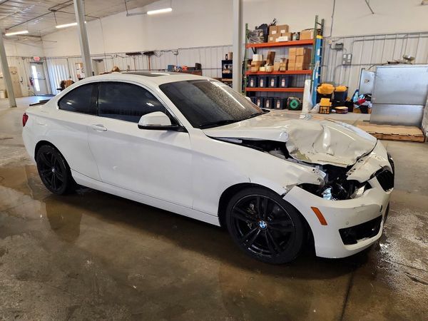 2016 BMW 228