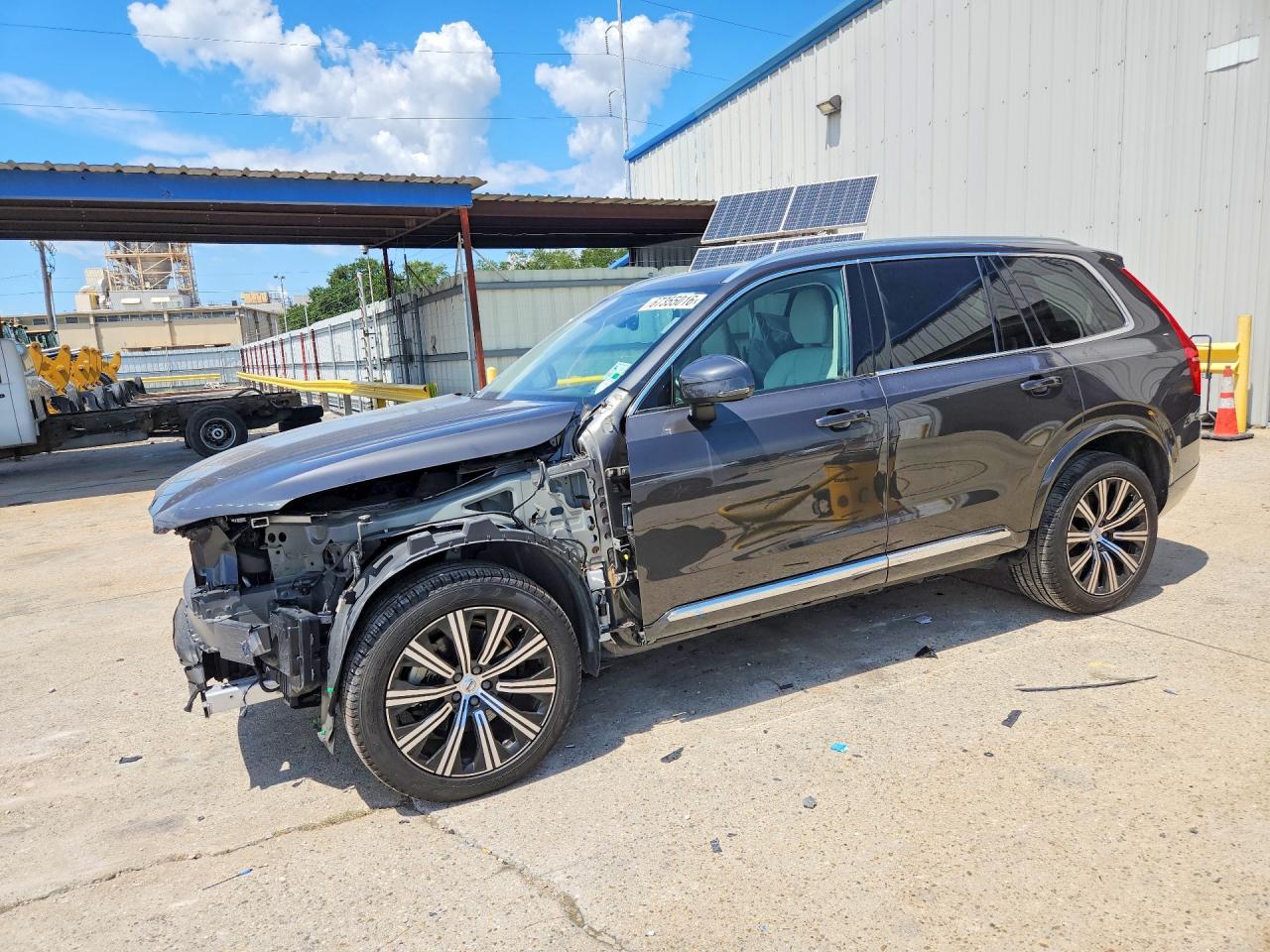 2023 VOLVO XC90 Plus Bright