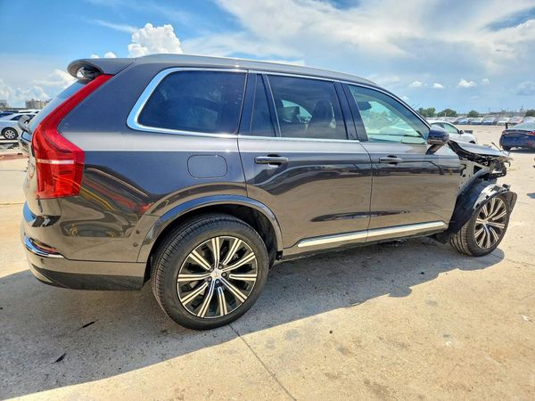 2023 VOLVO XC90 Plus Bright