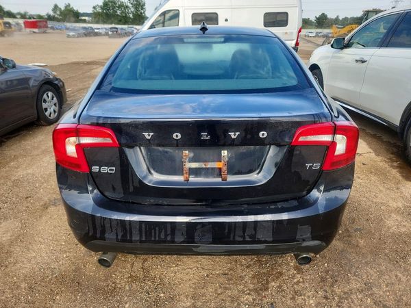 2012 VOLVO S60