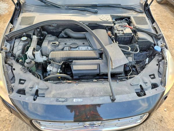 2012 VOLVO S60
