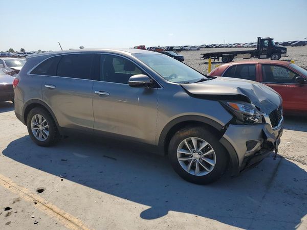 2018 KIA SORENTO