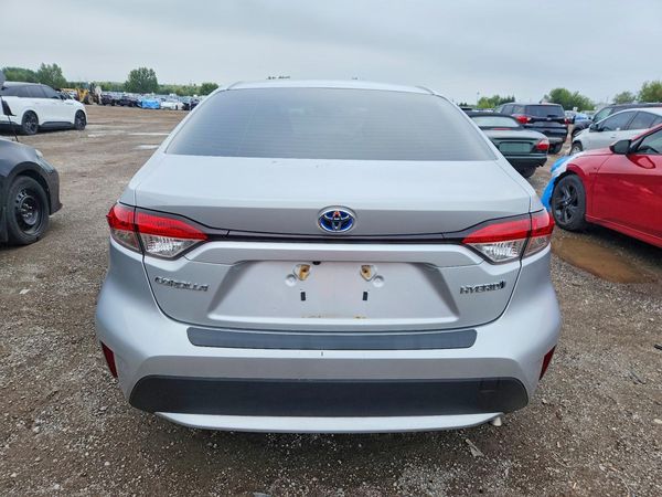 2022 TOYOTA COROLLA
