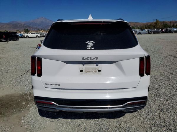 2023 KIA SORENTO S
