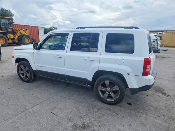 2015 JEEP PATRIOT Latitude