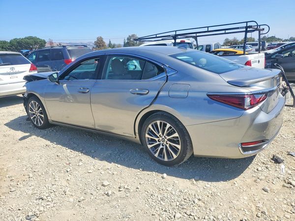 2021 LEXUS ES