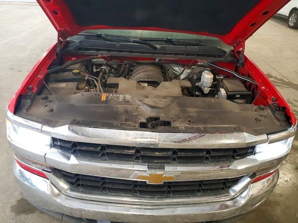 2018 CHEVROLET SILVERADO Work Truck/LS/Fleet/Base — Engine bay
