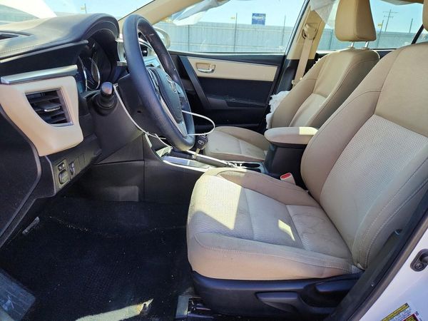 2015 TOYOTA COROLLA