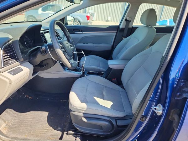 2017 HYUNDAI ELANTRA