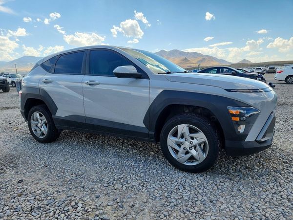 2024 HYUNDAI KONA