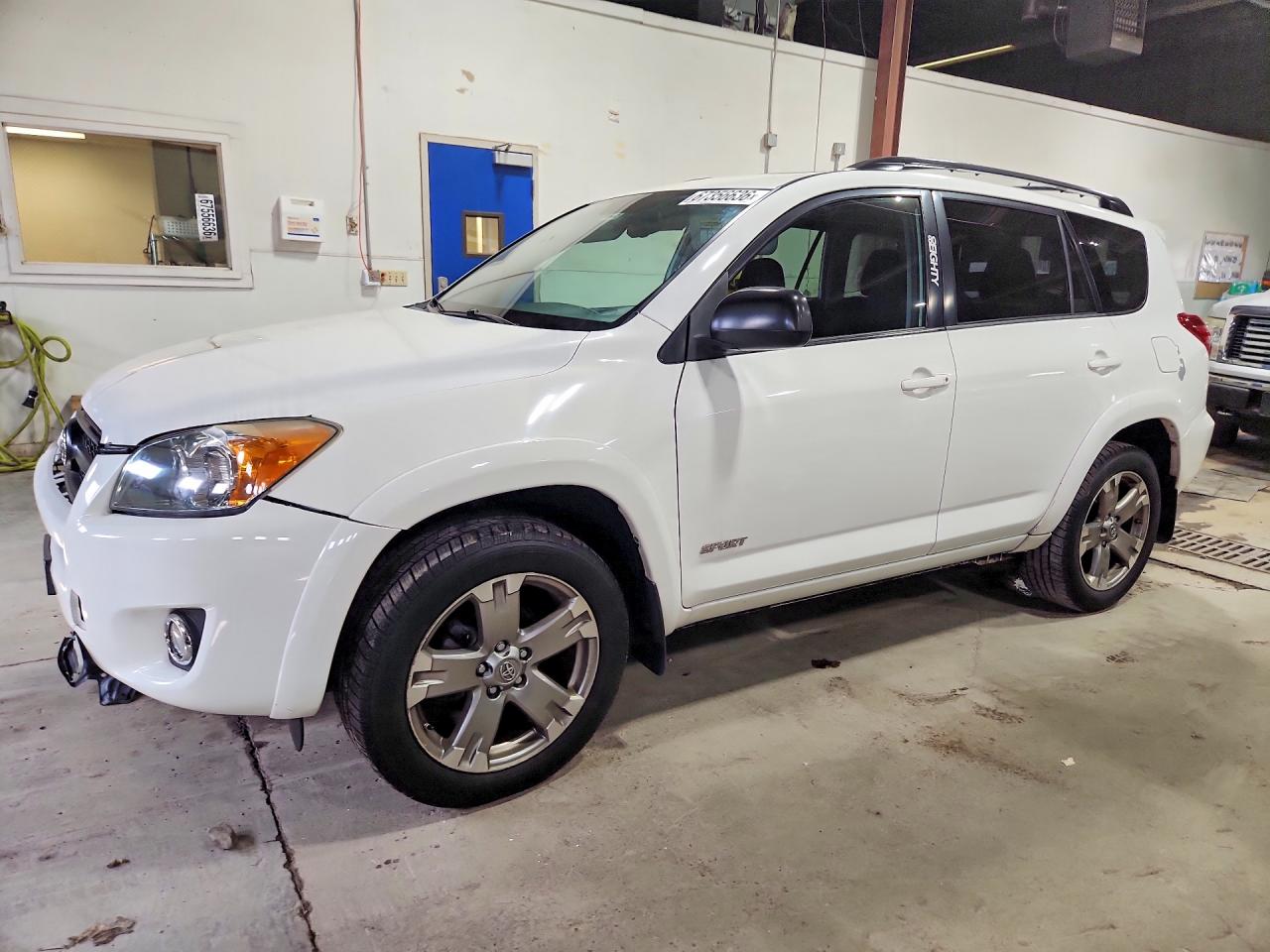 2012 TOYOTA RAV4 Sports — Front 3/4