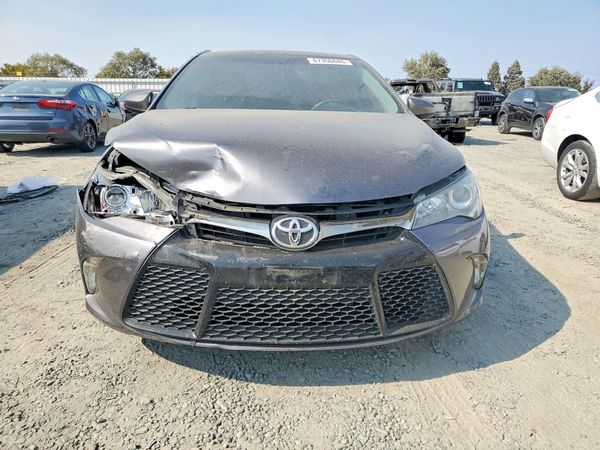 2015 TOYOTA CAMRY