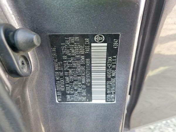 2015 TOYOTA CAMRY
